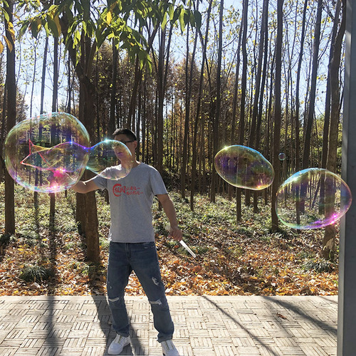 Street stall toys hot selling cartoon bubble wand children's bubble blowing water Western sword electric bubble gun Internet celebrity bubble machine