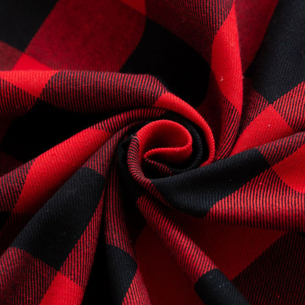 검은 색과 빨간색 격자 (4cm 격자)