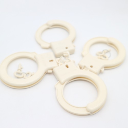 Toy handcuffs, plastic handcuffs and shackles, creative toys, children's role-play props
