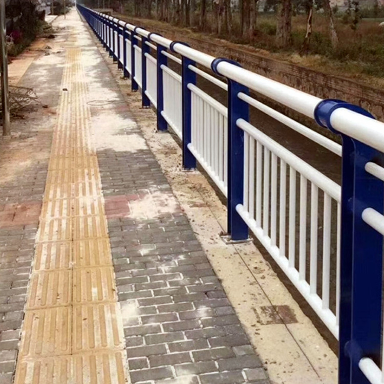 厂家加工道路护栏桥梁河道不锈钢栏杆景观围栏河堤护栏立柱