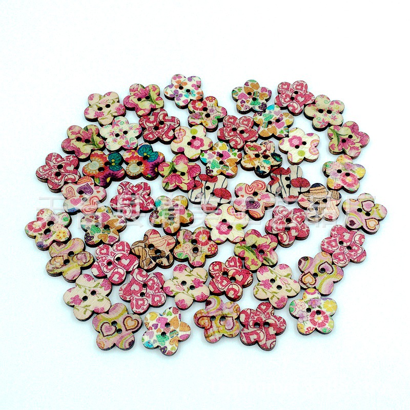 Cinco flores de ciruela de madera de troncos/ocho botones de ciruela mezclados con botones de flor de ciruelo impresos decorativos de madera