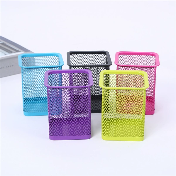 6706 square color