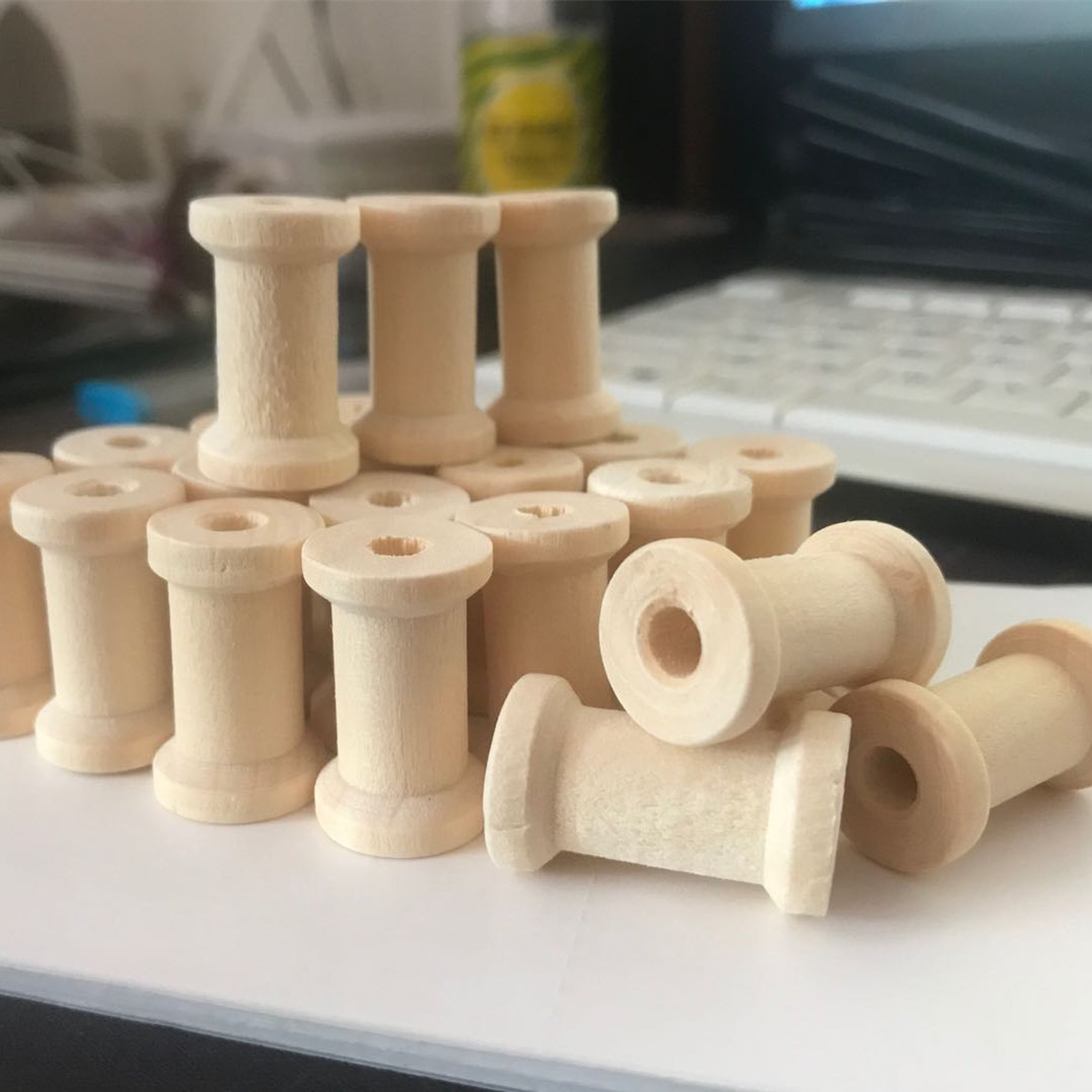厂家定制27*16mm原木复古怀旧老线轴 手工DIY荷木材质绕线木制品