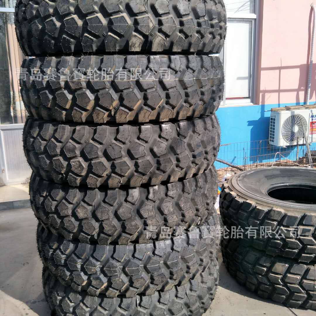 1400 14.00R20 越野车钢丝轮胎 矿用轮胎