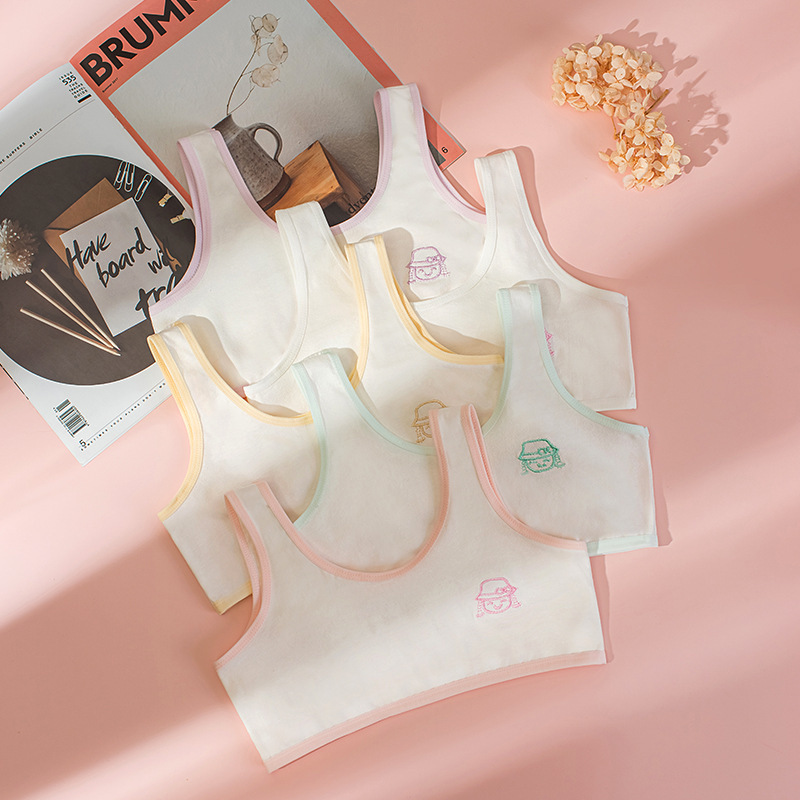 Girls vest cute and comfortable development period girls bra junior high school students anti-bump breathable underwear manufacturers 021 Girls vest cute and comfortable development period girls bra junior high school students anti-bump breathable underwear manufacturers 021
