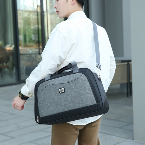 Travel bag for women, large capacity outdoor training fitness handbag for men, short trip lightweight student luggage bag, bulk pack