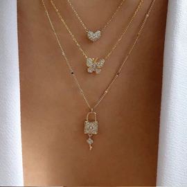 项链;戒指;耳环