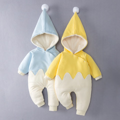 Baby jumpsuit plus velvet to keep warm autumn and winter clothes for boys and girls, pajamas and sweatshirts for newborns and toddlers to go out coats