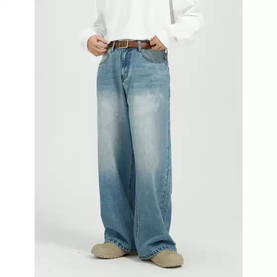 Mtlclothes Men's Clothing |   Korean Style Loose and Versatile Faded Blue Straight-Leg Wide-Leg Jeans for Men, Casual and Everyday Wear.