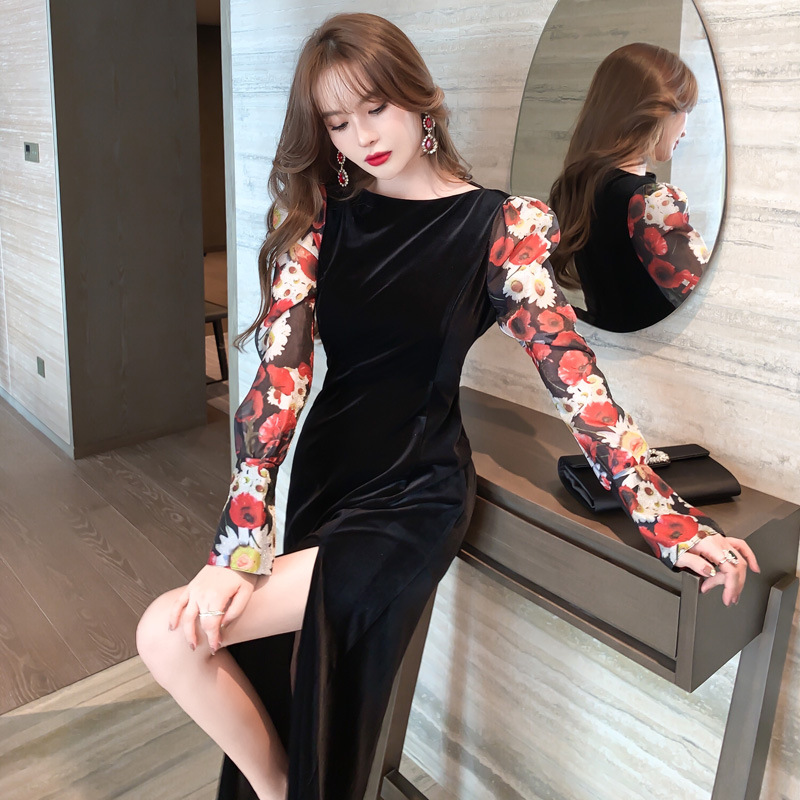 Đầm liền thân nhung đen dài tay in họa tiết retro dáng ôm — Màu đen