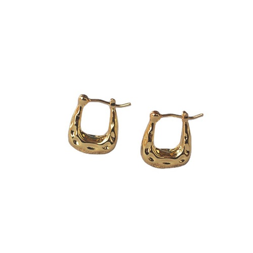Elegant Vintage Copper-Gold Plated Hammered Texture U-Shaped Earrings for Women