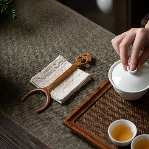 High-quality hand-carved bamboo cups and forks, anti-scalding pots and forks, bamboo cup holders, tea cup holders, Kung Fu tea sets, tea ceremony accessories, factory direct sales