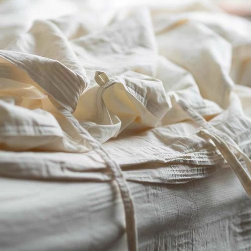 Unprinted Class A Japanese-style washed cotton four-piece set with personalized bed and breakfast style quilt cover sheets for baby sleeping naked bedding