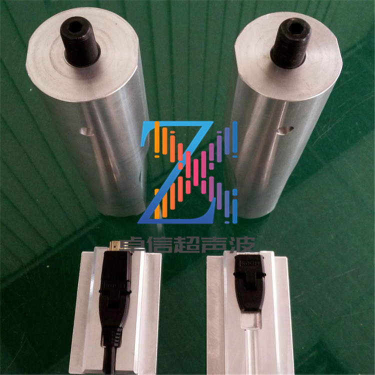 洪梅麻涌USB插接头超声波焊接机 15 20KHz 2600W超音波塑料熔接机