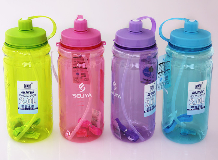 5l Celia fábrica de plástico botella de agua fría paja espacio Copa con mango de doble uso botella de agua de gran capacidad Indonesia