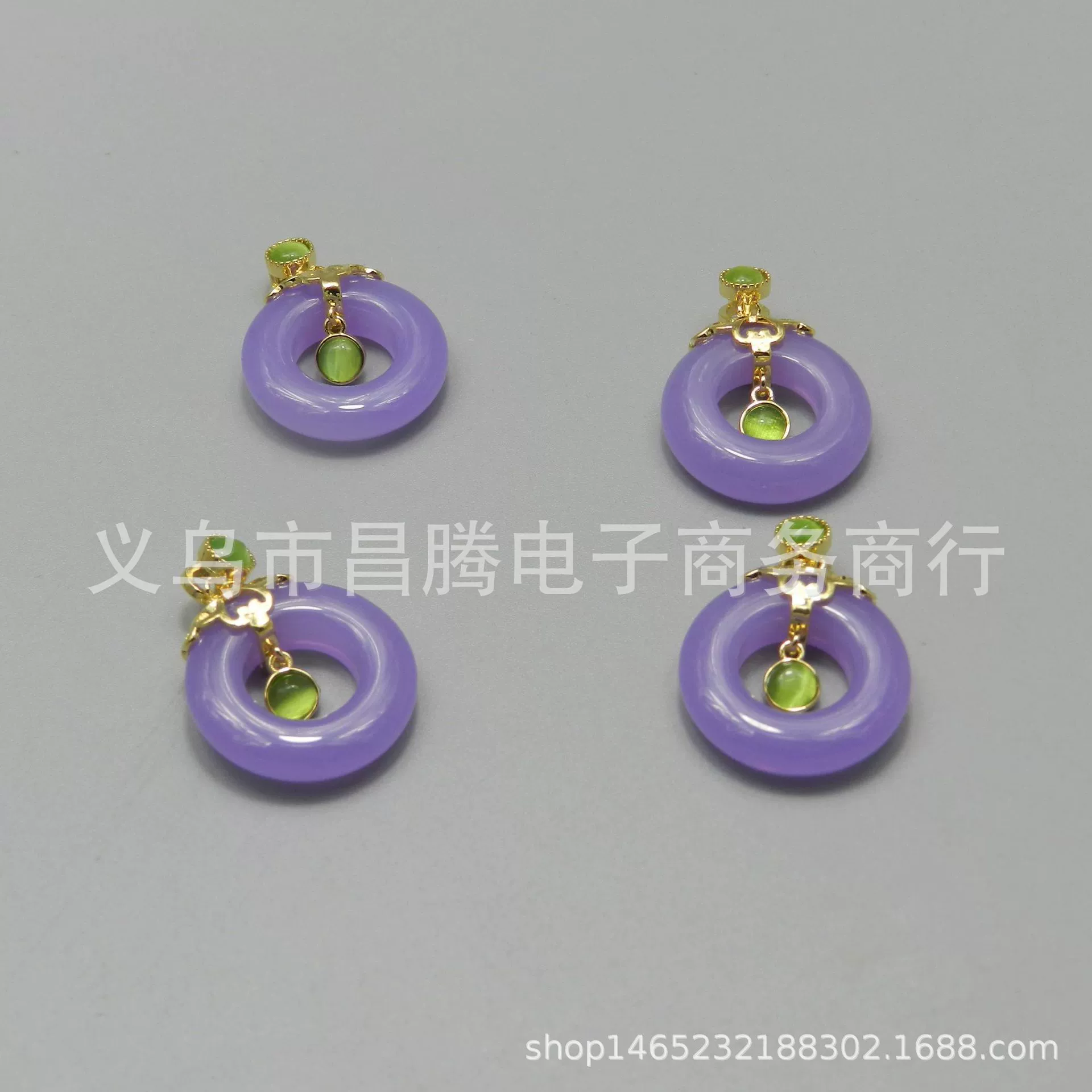 Покрытая медью 18-каратное настоящее золото женский кулон из искусственного синтетического халцедона, инкрустированная Защитная Пряжка, кулон, позолоченный, сохранение цвета Ремесла, горячая распродажа