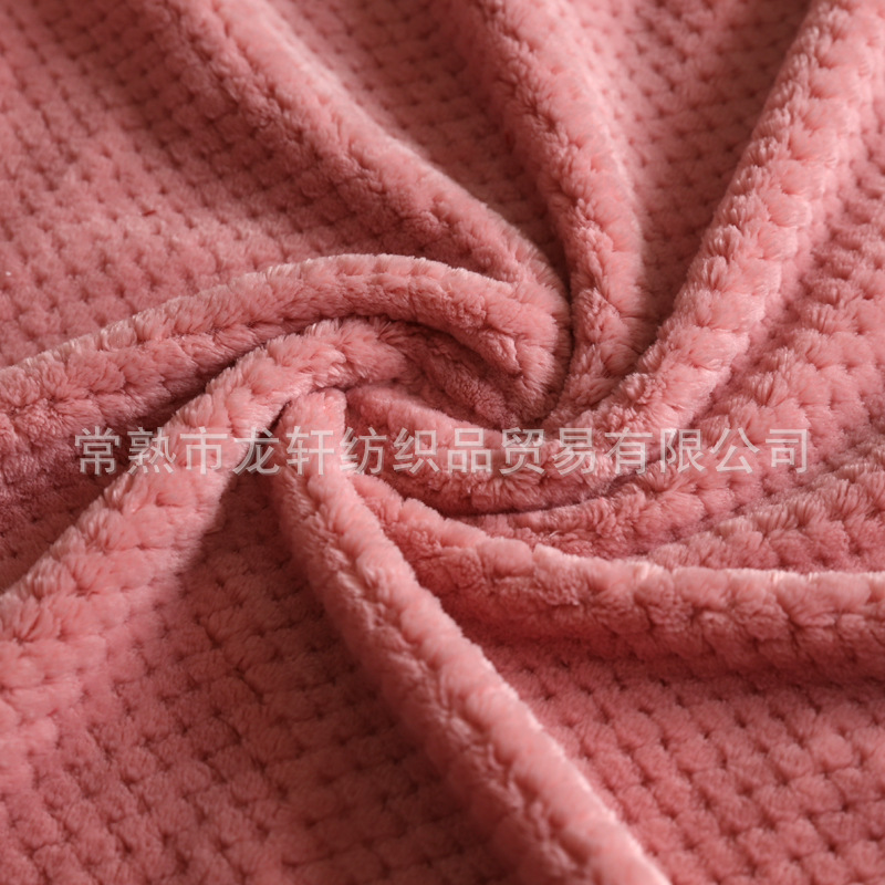 厂家供应法兰绒菠萝格 双面法兰绒菠萝格家居服装面料现货批发