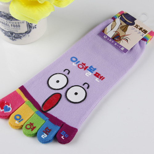 Spring and Autumn Korean Cute Dotted Cartoon Women's Toe Socks Five Toe Socks Sweat-absorbent Breathable Smiling Bear Cotton Socks