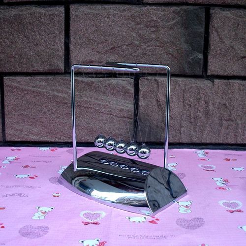 Wholesale Z-shaped metal Newton pendulum ball pool ball bumper ball home gift decoration window decoration housewarming gift