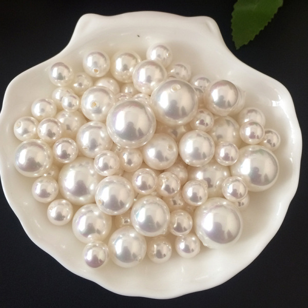 organic white accessory pearl
