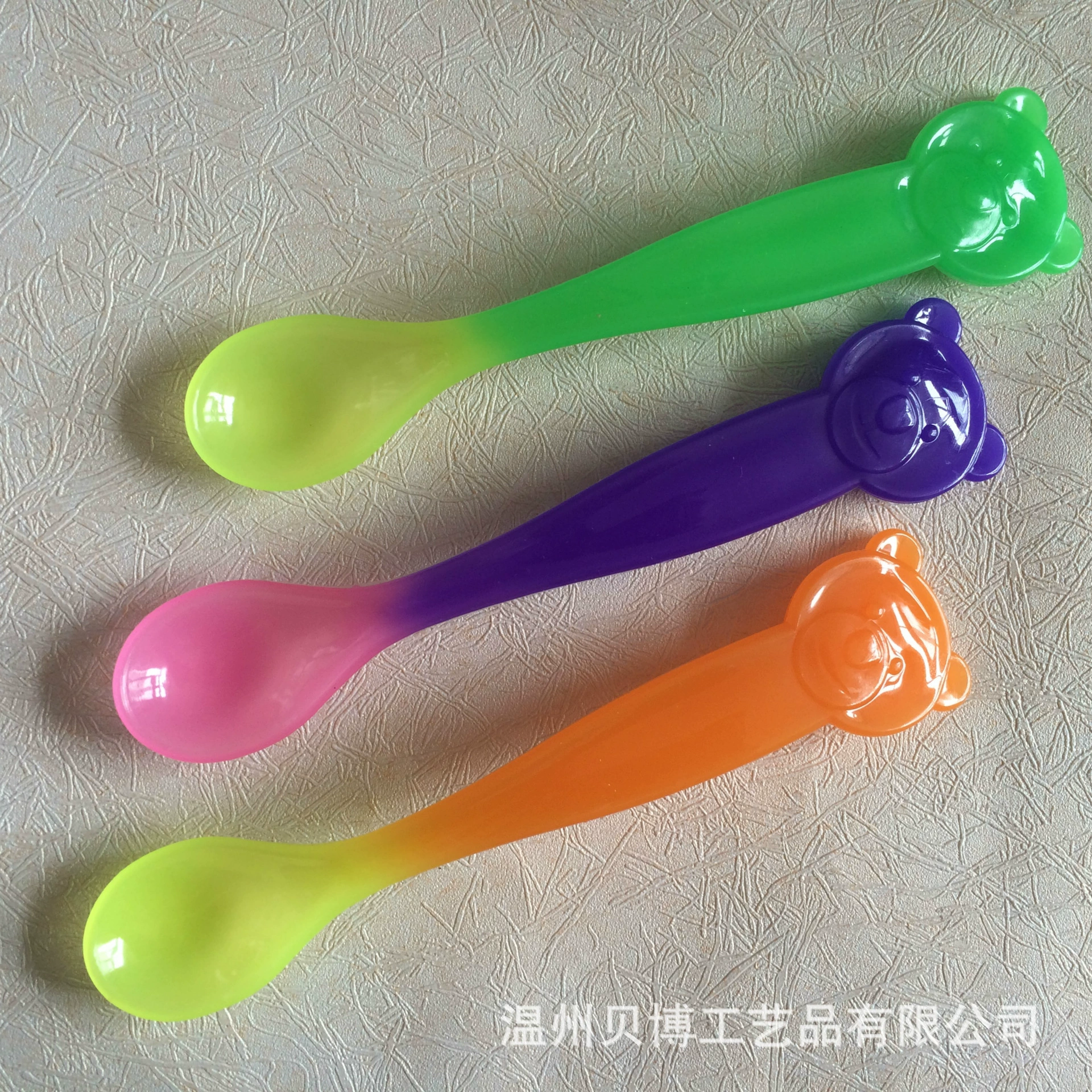 Повседневный стиль, детская ложка, меняющая цвет, детская ложка с датчиком температуры, одна упаковка, посуда для кормления, детская ложка