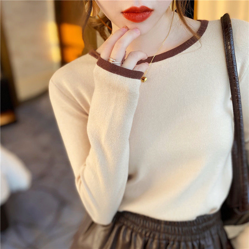 Knitted spring base body-friendly sweater with a round collar