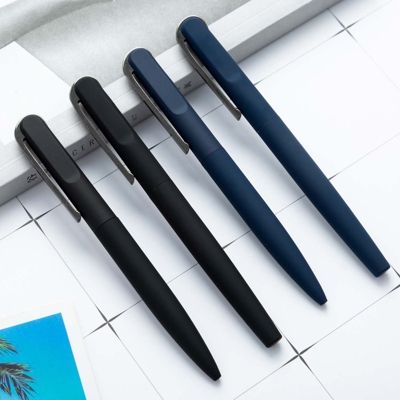 Adhesivo spray de metal negro firma pluma Oficina firma regalo pluma imprimible LOGO publicidad pluma de metal Fuente de la fábrica