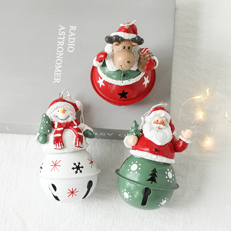 Hong Kong Heng decoraciones de Navidad campana de hierro colgante de árbol de Navidad muñeco de nieve muñeca colgando suministros de Navidad creativo