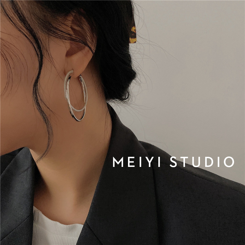 Elegant earrings hip-hop style