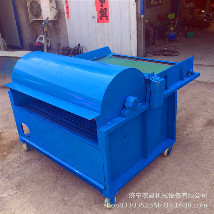 厂家出售破衣服牛仔裤开松破碎机  旧被套棉花开松弹花机