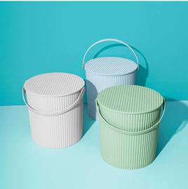 化妆镜;牙刷架;美发梳