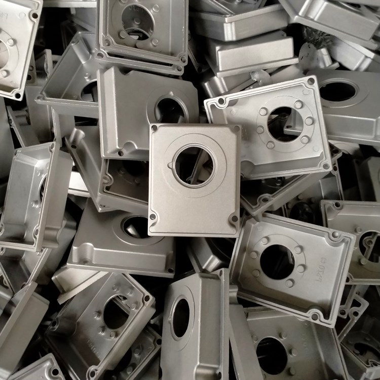 铸造供应铝合金五金铸造配件铝压铸电机电器铝外壳压铸铝合金加工