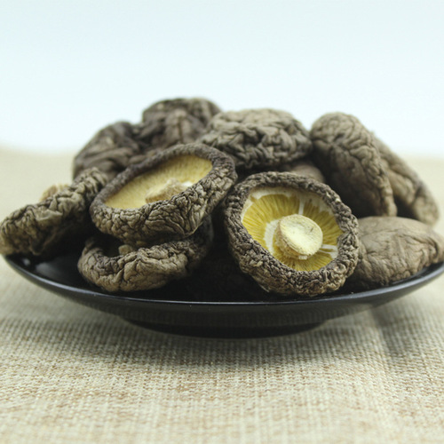 Fujian dried mushroom wholesale, cut root, thick meat, Gutian mushroom wholesale, thick dried mushrooms, winter mushrooms, 500g