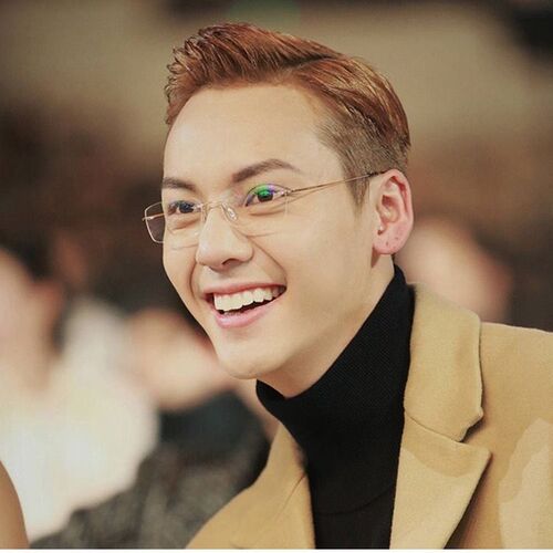 Alloy frameless reading glasses for men and women and the elderly, trimmed ultra-light business high-definition resin reading glasses, anti-blue light