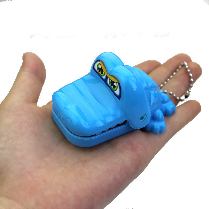 Dibujos animados nuevo exótico morder pequeño cocodrilo llavero Boca Grande cocodrilo parodia juguete divertido para niños