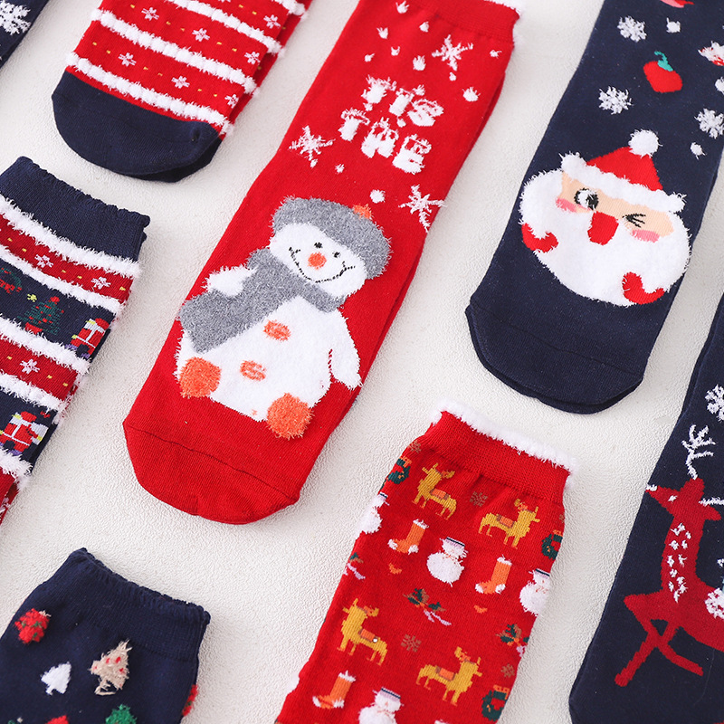 Christmas men and women, cotton socks for couples, medium tube thickened coral velvet floor socks, cartoon_voghion.com