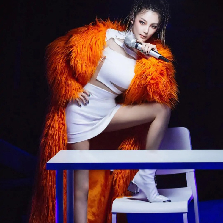 Zhang Yuqi with European and American fur imitation beach wool ultra-long shawling collar knee fur coat winter coat