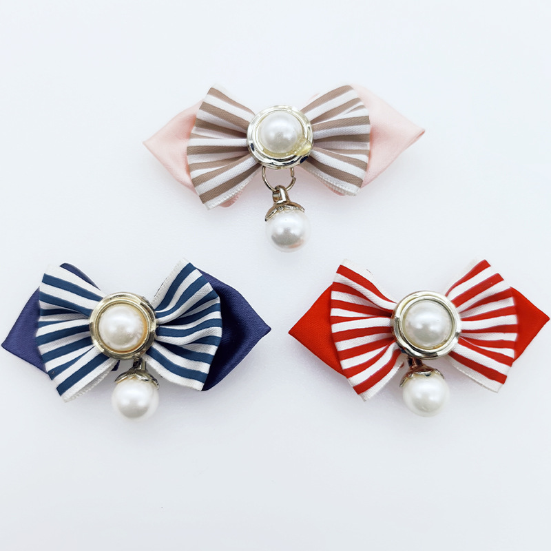 Goods with bow