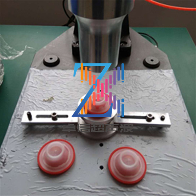 防冻液包装桶盖密封封口超声波焊接机15KHz2600W超音波塑胶熔接机