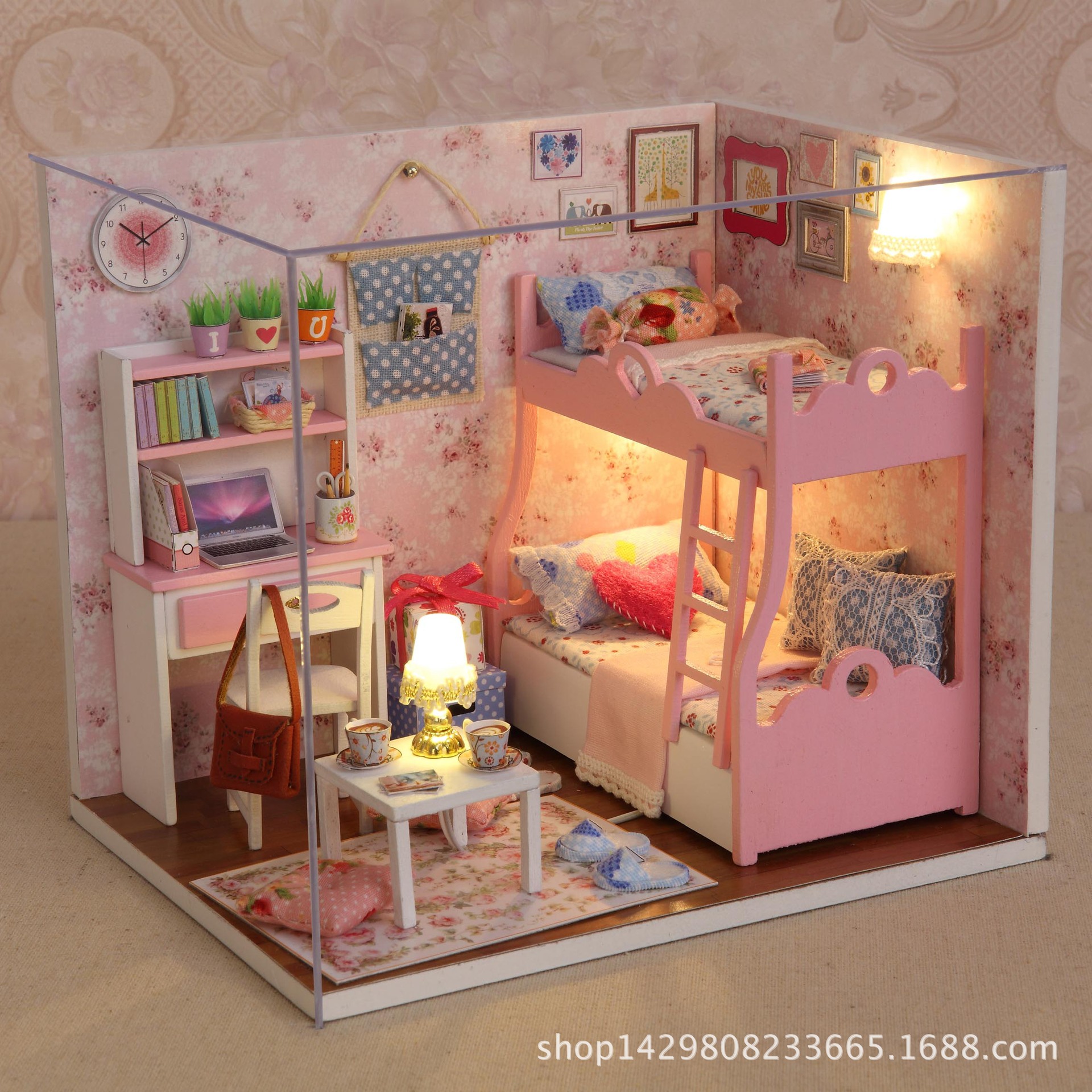 Juguete para niños y niñas casa inteligente modelo de bricolaje hecho a mano Mini casa pequeña 9-12 cabina actividad regalo al por mayor