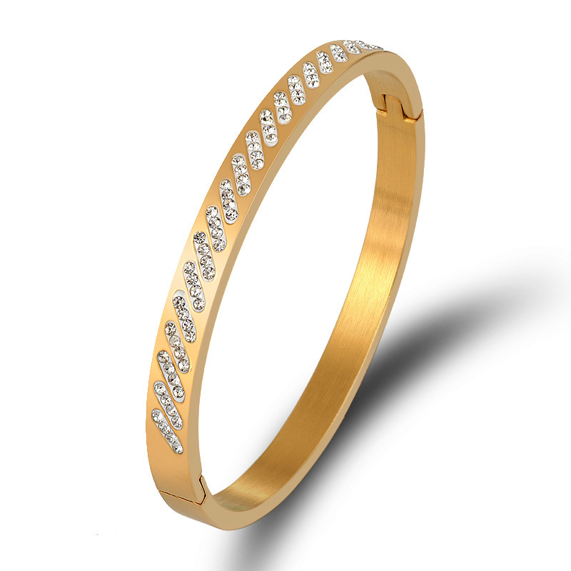 Titanium Steel Full Diamond Bracelet Electroplated Gold Slanted Design Couple Jewelry Classic Fashionable Geometric Bangle For Women_voghion.com