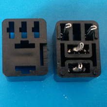 云旭正品紫罗兰汽车继电器插座含五个端子焊线路板式加工定 制