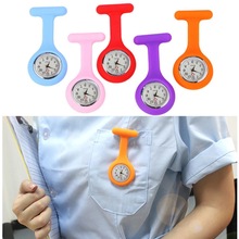 热销爆款硅胶医用护士手表广告礼品促销赠品挂表塑胶壳天使怀表