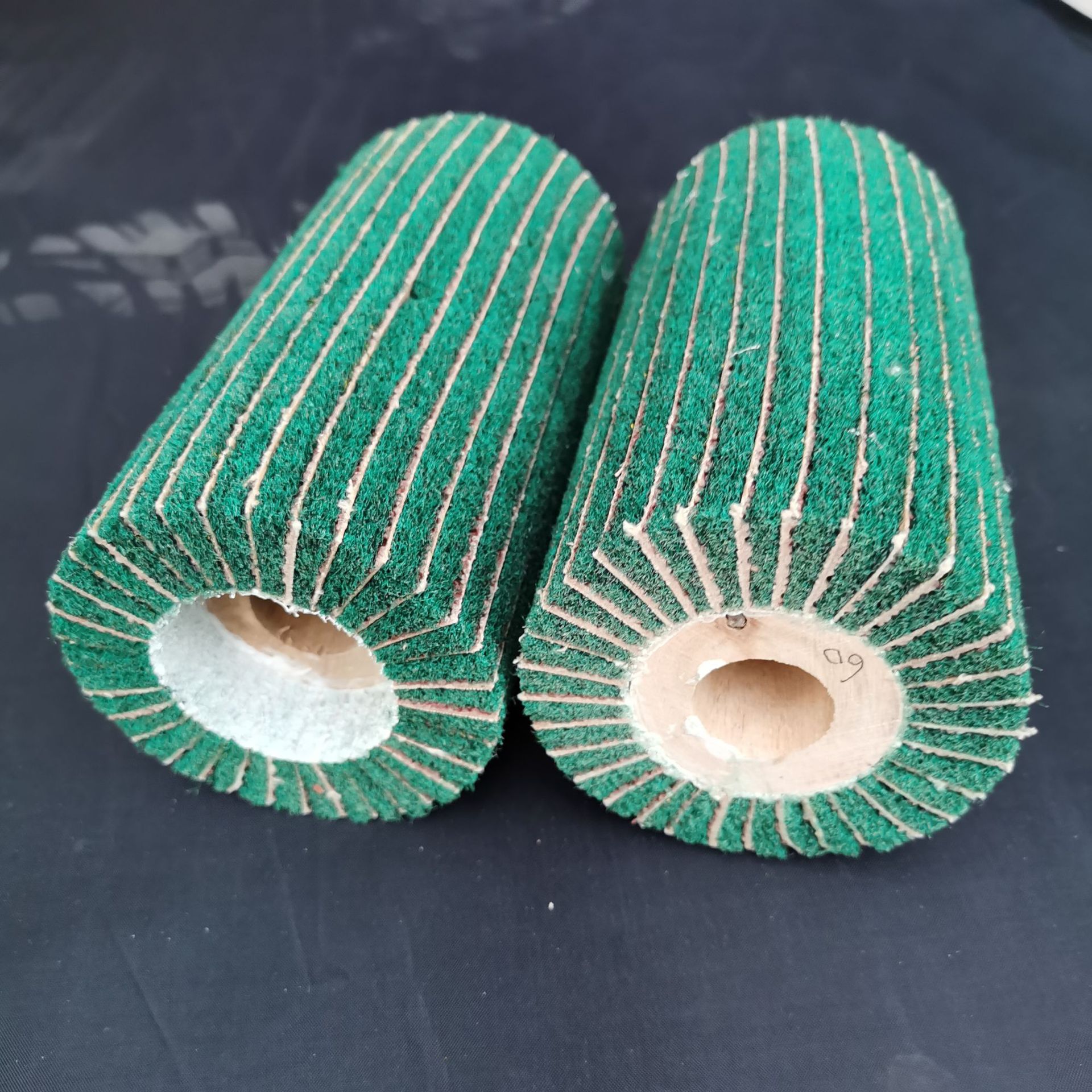 水槽侧面拉丝轮 抛光轮 水槽拉丝磨具不锈钢拉丝手工盆纤维夹砂轮