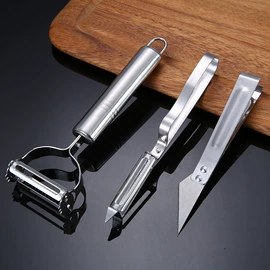 刨子、削皮器;厨房小工具;勺、调羹