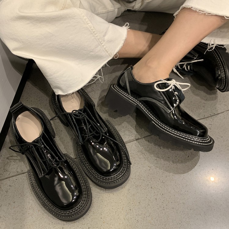 retro shoes with shoelaces platform