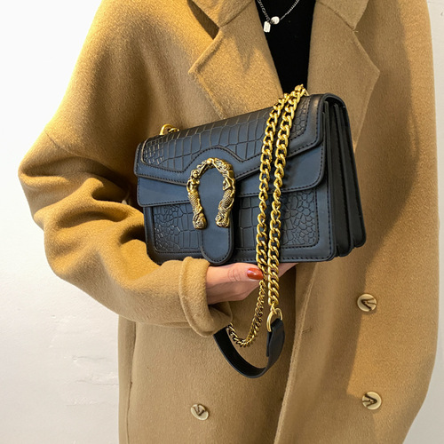 Factory Direct Supply Autumn/Winter Women's Bag New Trend Chain Stone Texture Quality Fashion Shoulder Bag Crossbody Small Square Bag