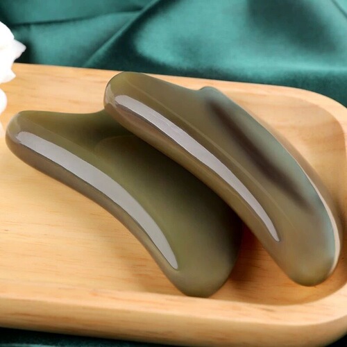 Natural yak horn scraping board facial scraping sheet thickened horn scraping sheet