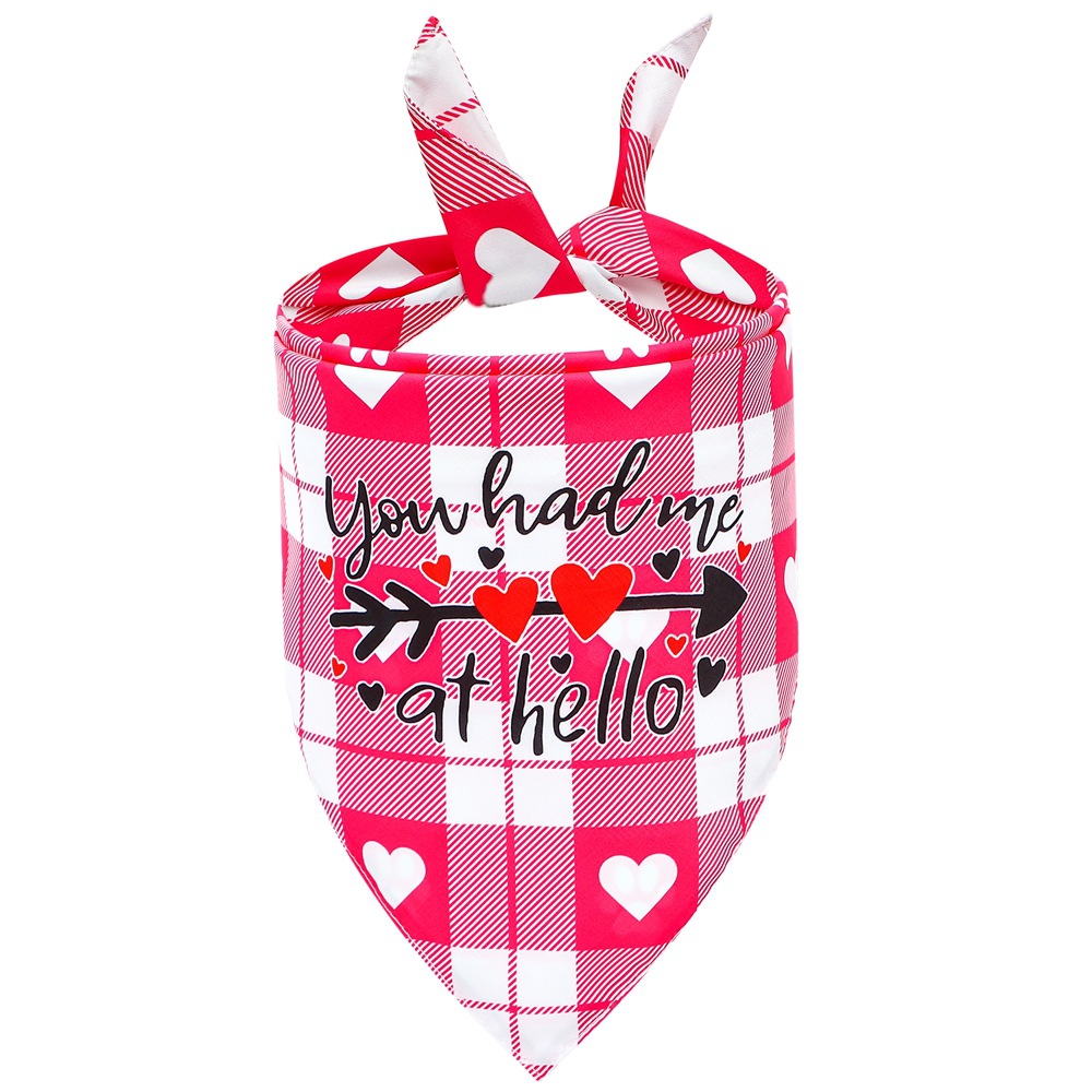 Punto al por mayor transfronteriza Amazon nuevo Día de San Valentín bufanda perro saliva toalla amor mascota perro triángulo toalla