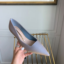 单鞋女酒红色新娘鞋婚鞋2021年新款高跟鞋尖头细跟高跟中跟猫跟鞋